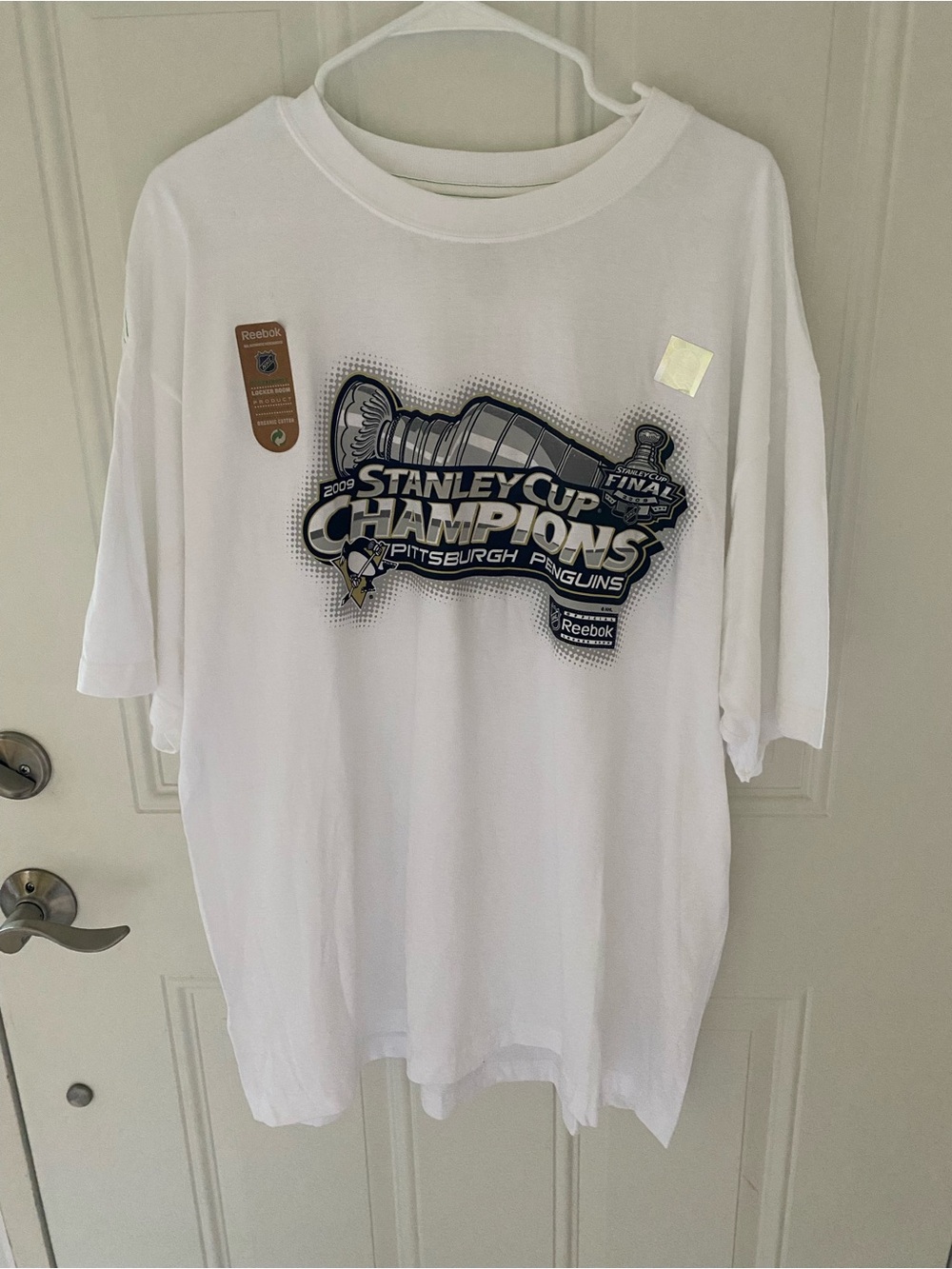Reebok White Pittsburgh Penguins Stanley Cup Champions Graphic Tee XL